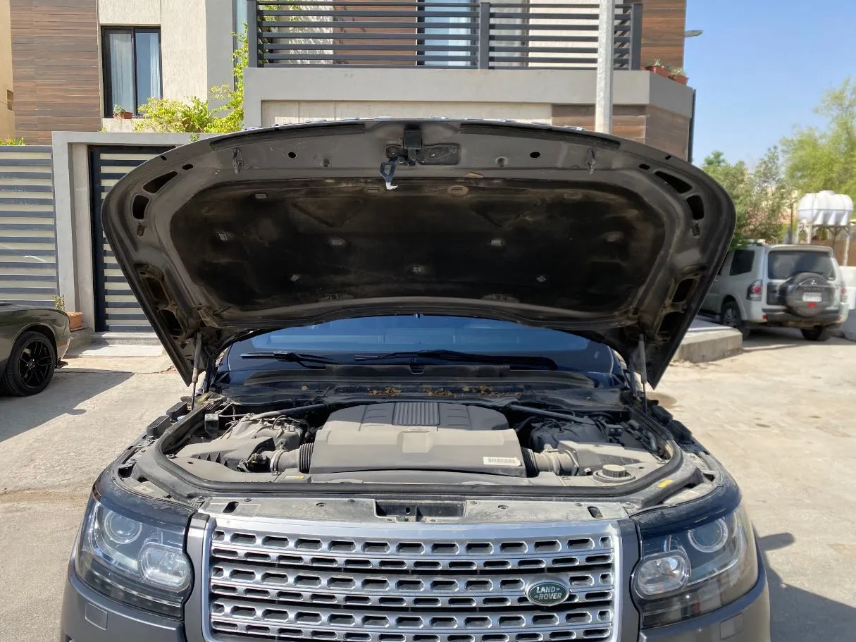 Car image 30