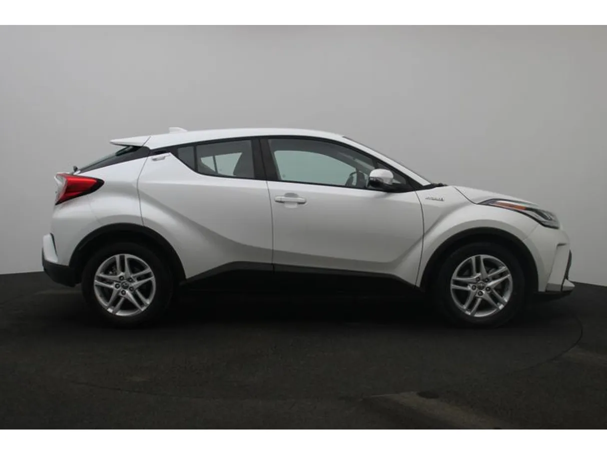 Car image 13