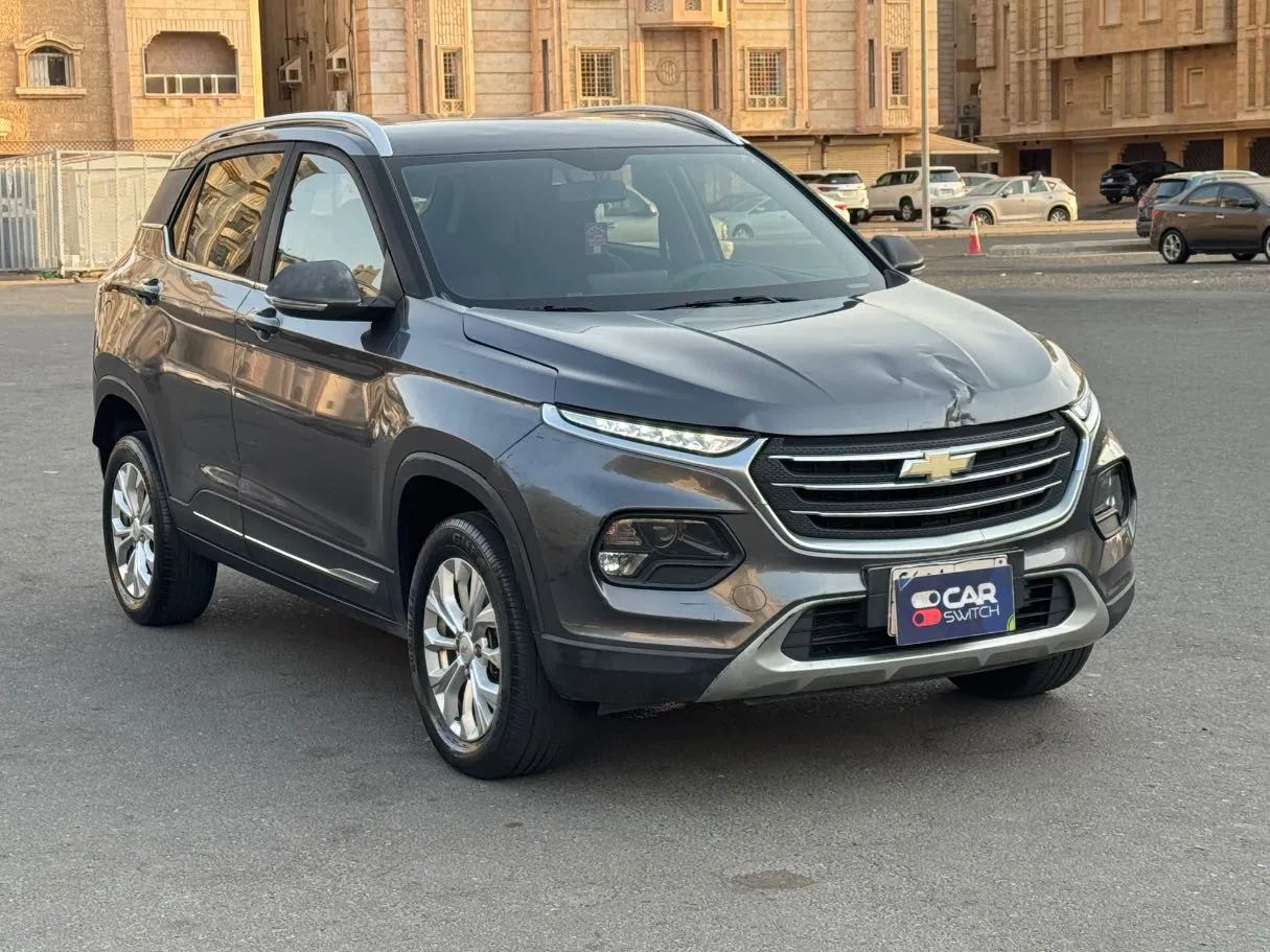 Car image 3
