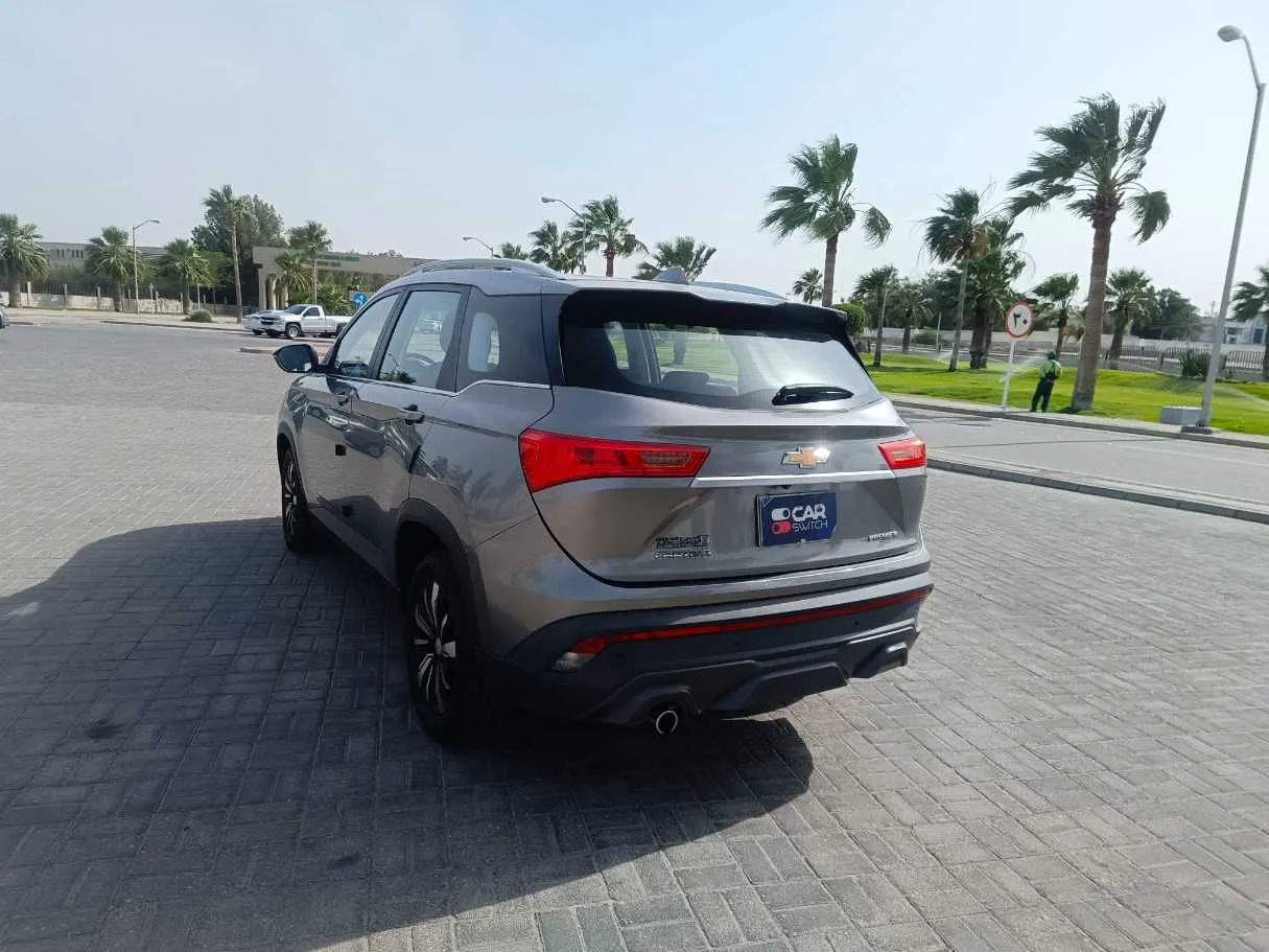 Car image 7