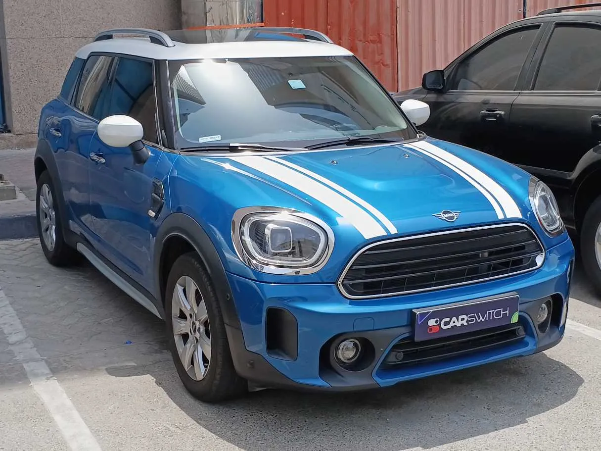 Car image 3