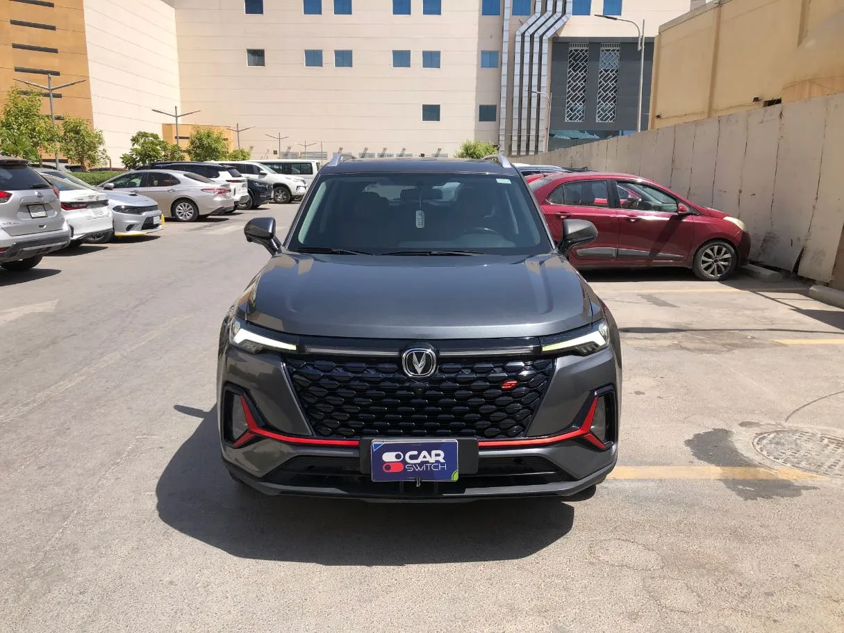 Car image 2