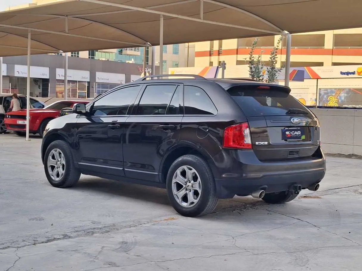 Car image 7
