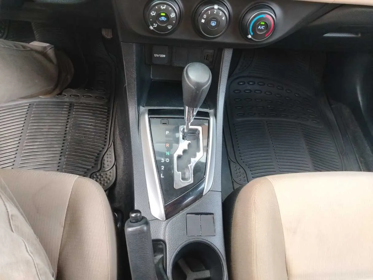 Car image 20
