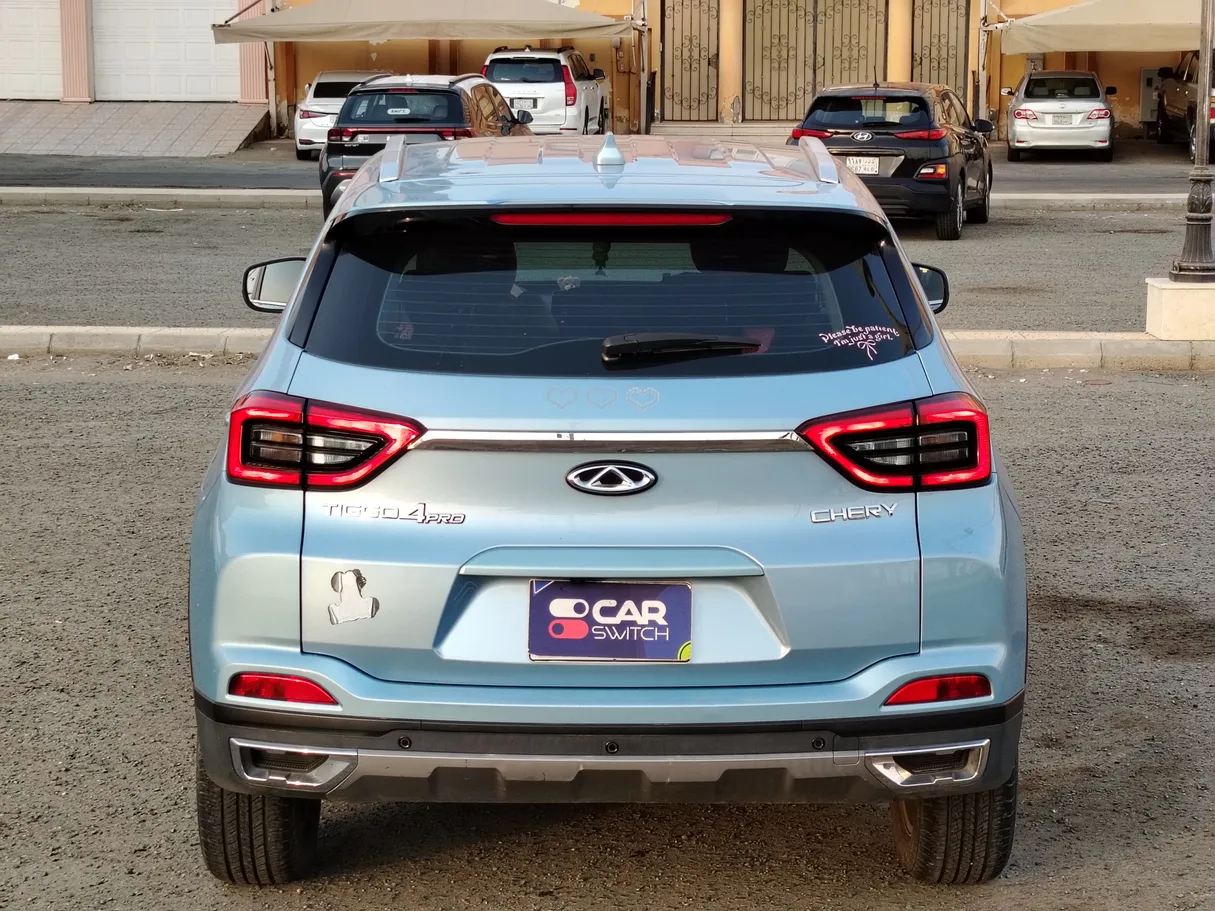 Car image 6