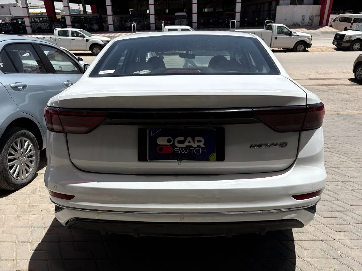 Car image 6