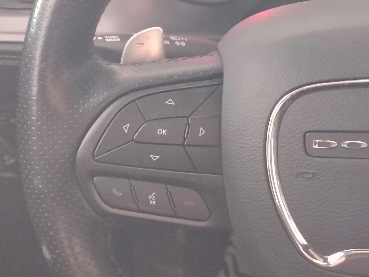 Car image 29
