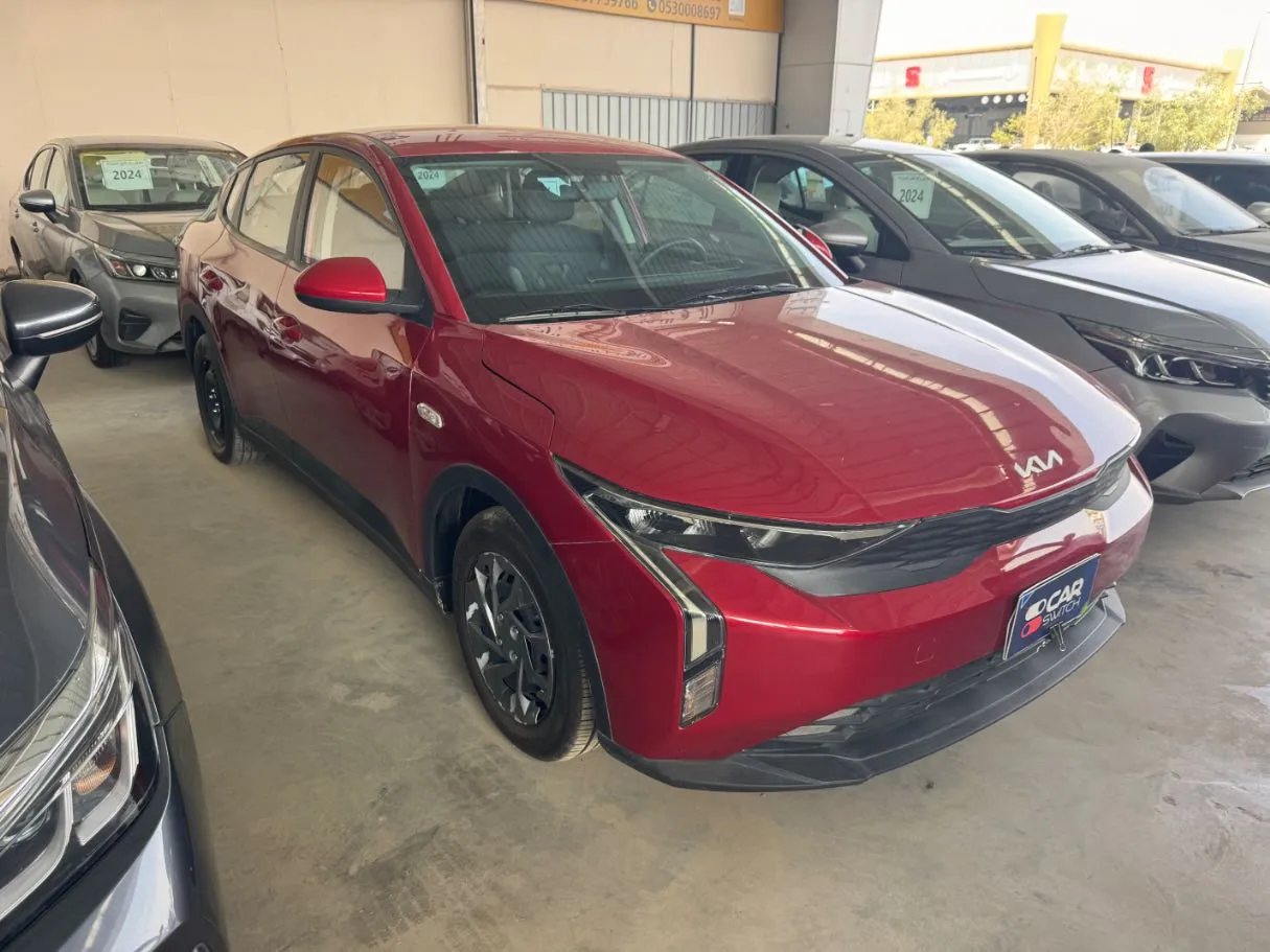 Car image 3