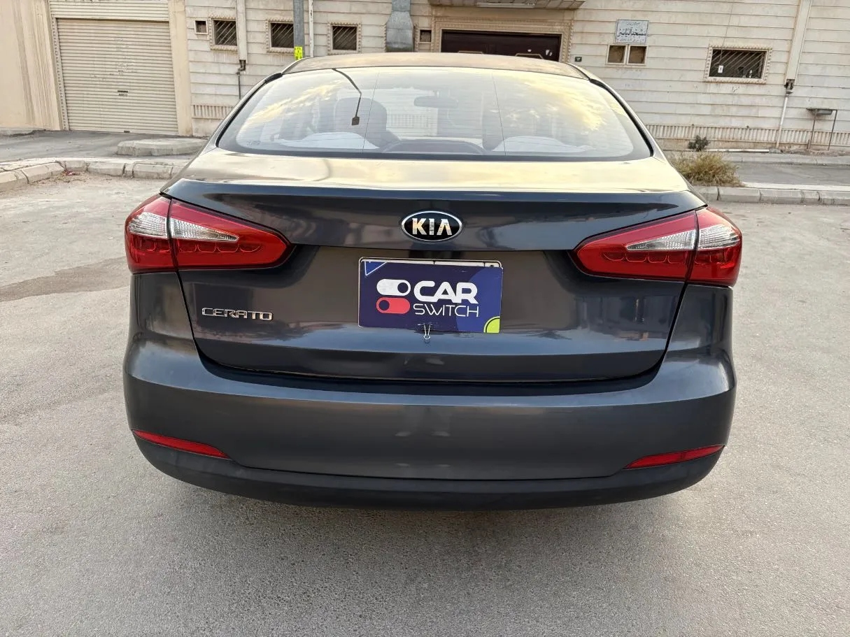 Car image 6