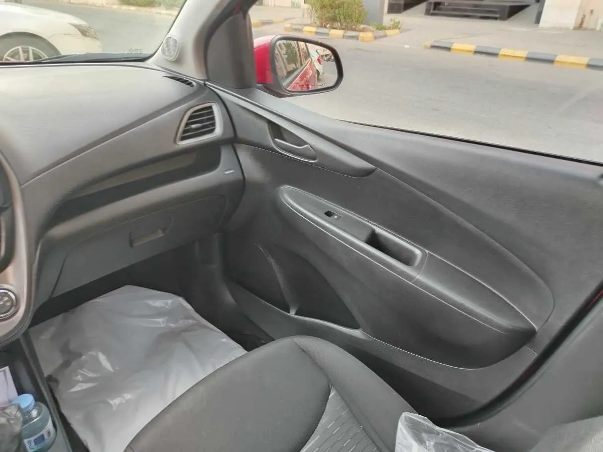 Car image 28