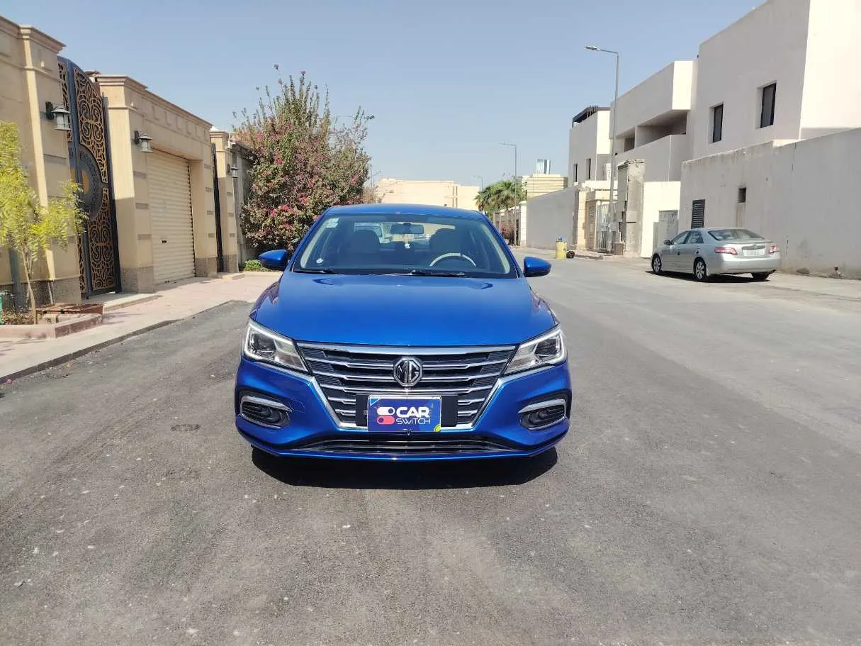 Car image 2
