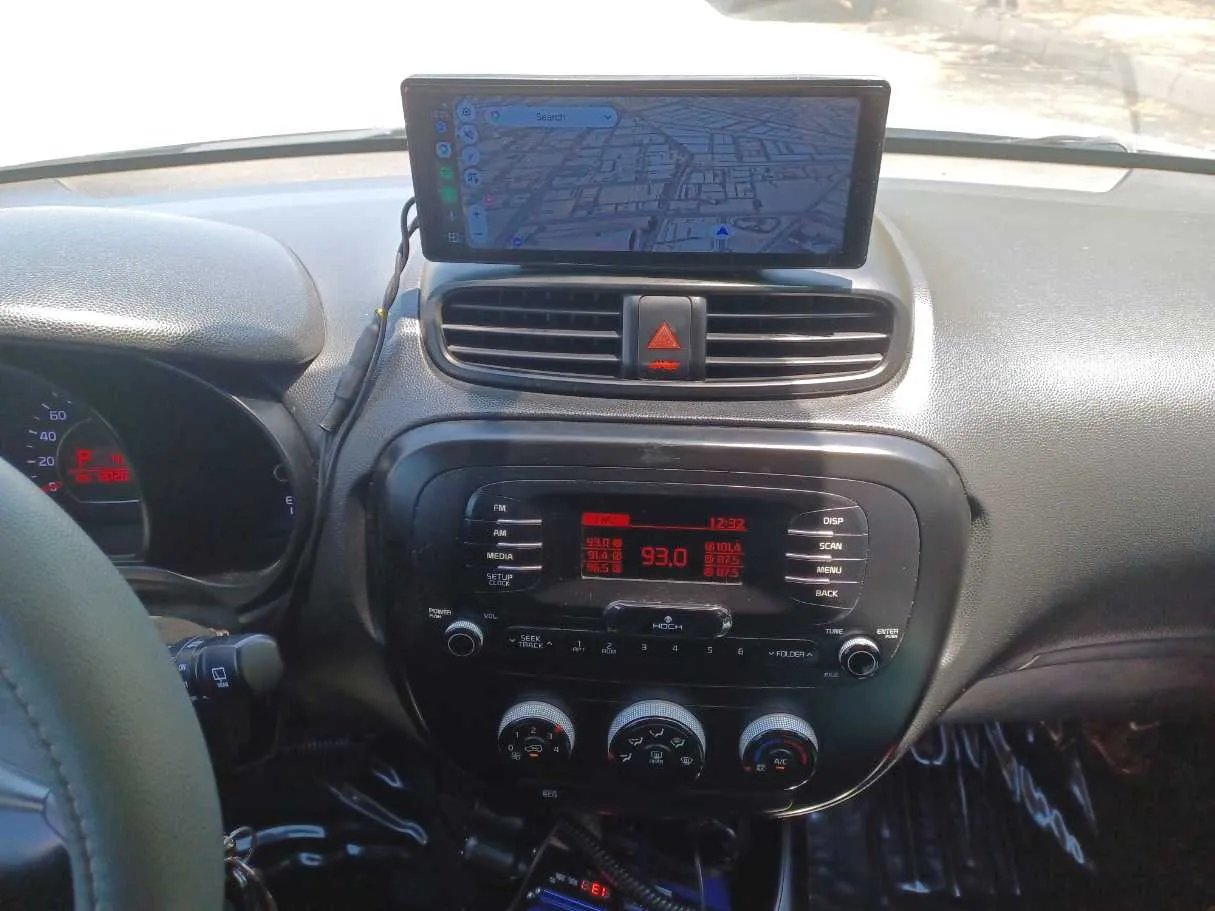 Car image 15