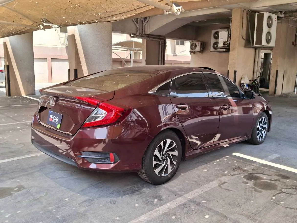 Car image 5