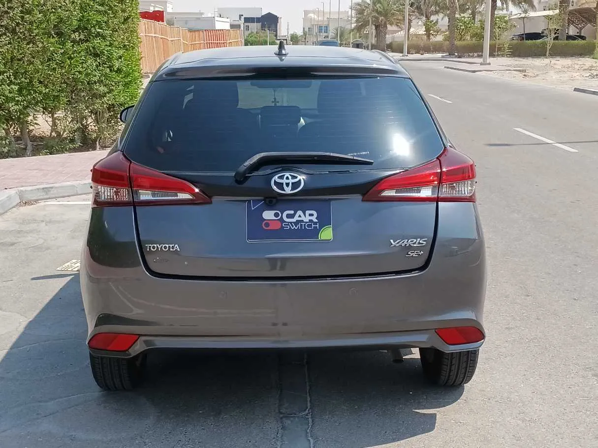 Car image 6