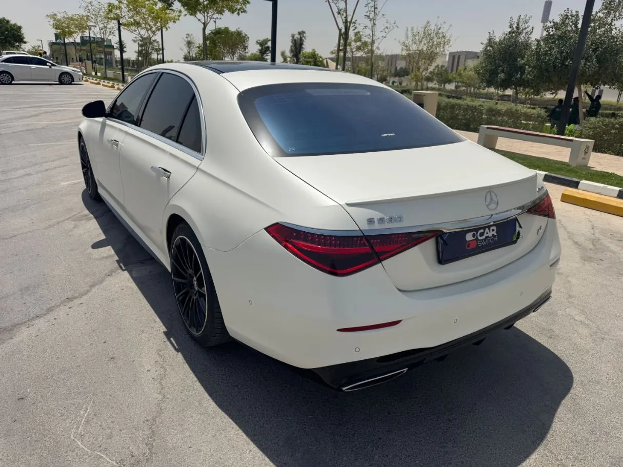 Car image 7