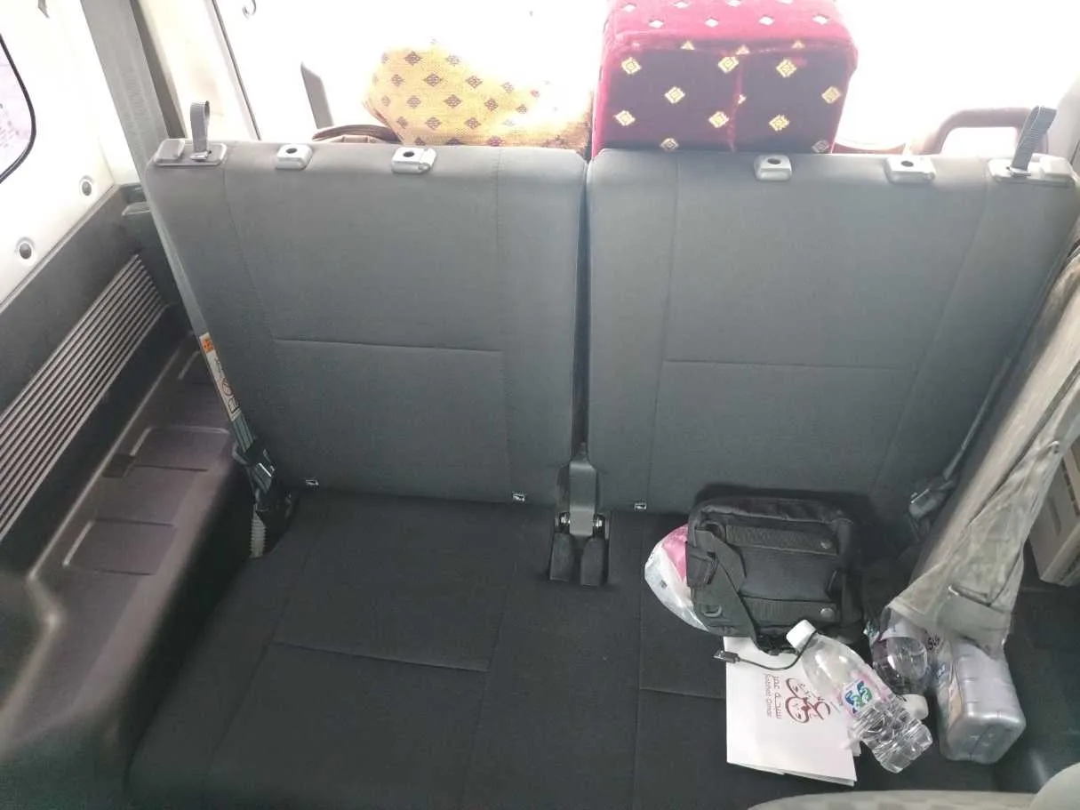 Car image 28