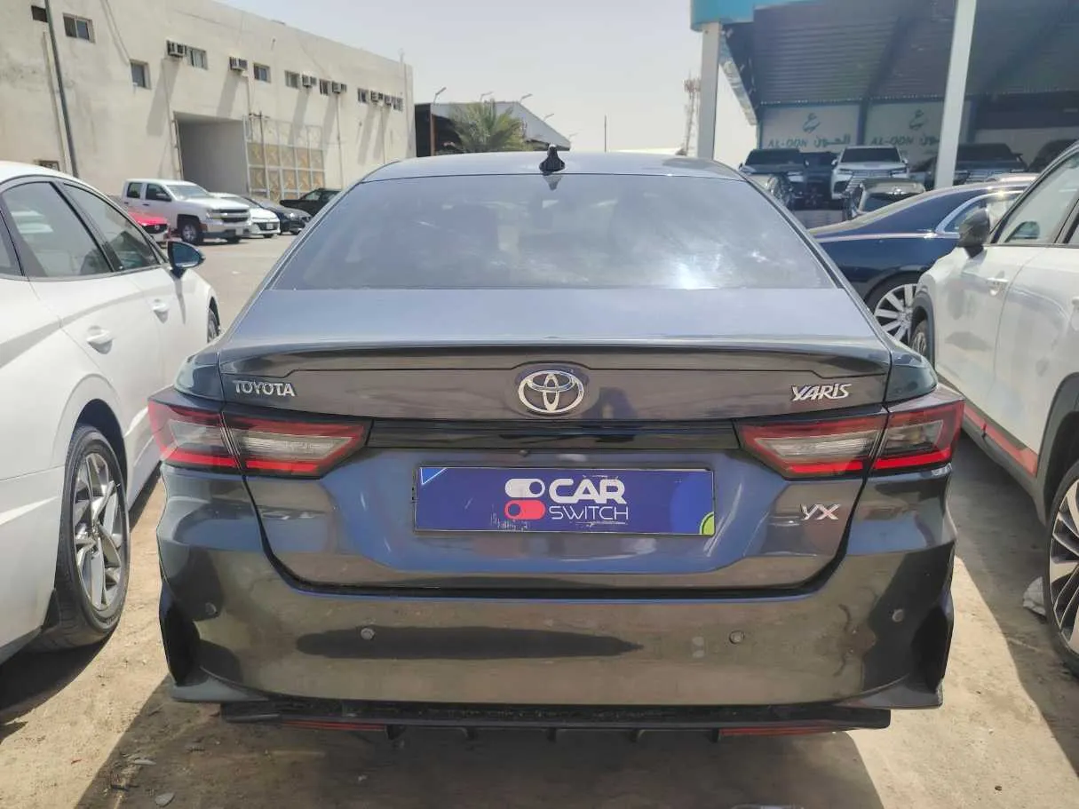 Car image 6