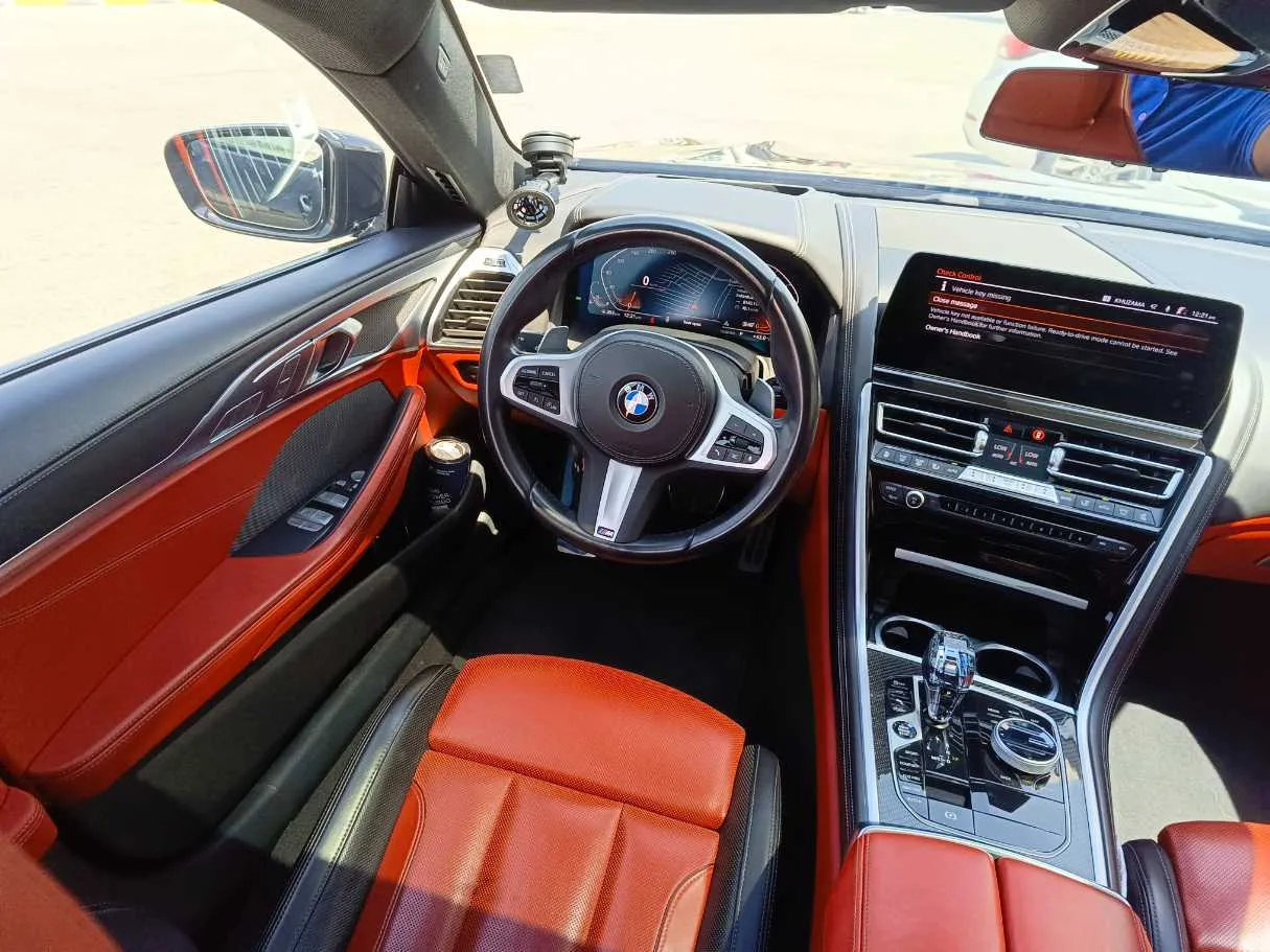 Car image 27