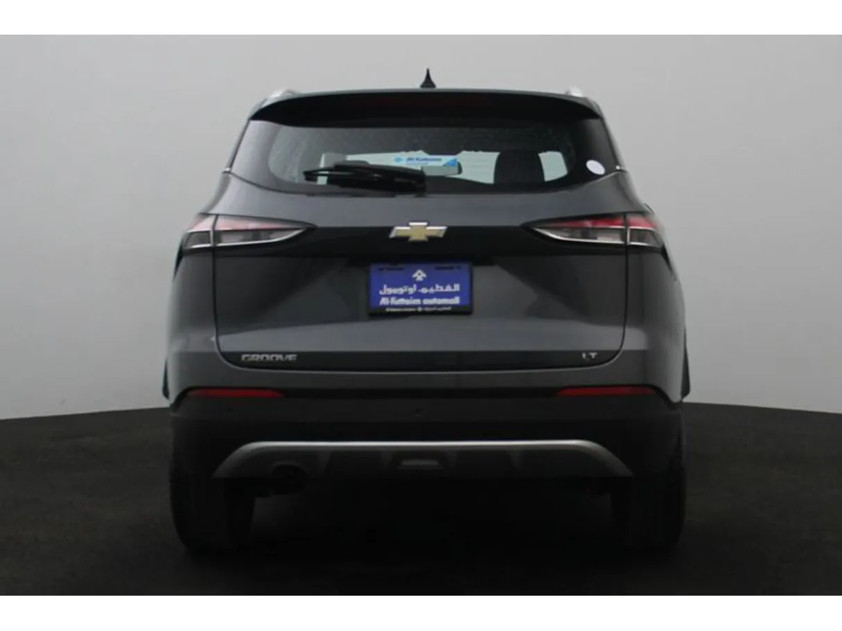 Car image 12