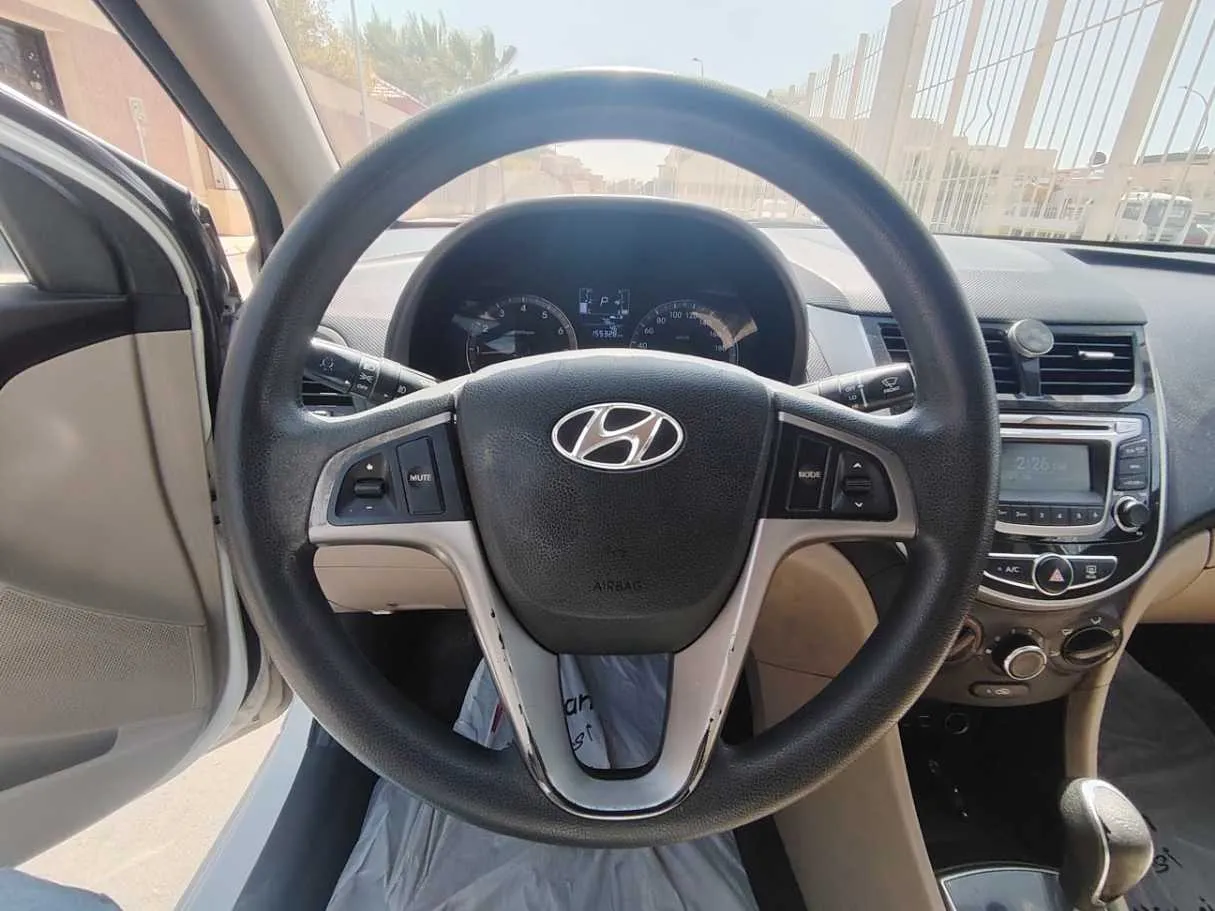 Car image 22