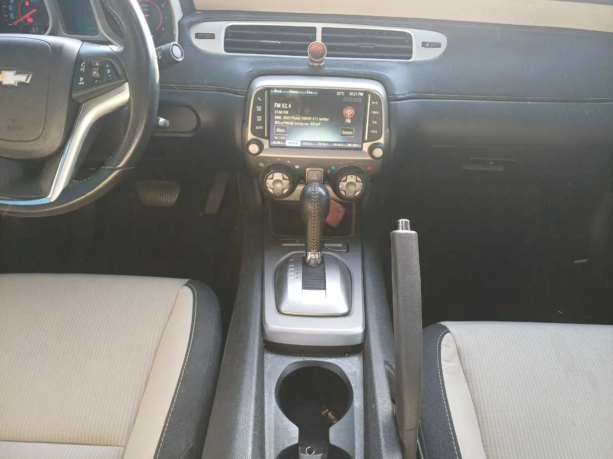 Car image 15
