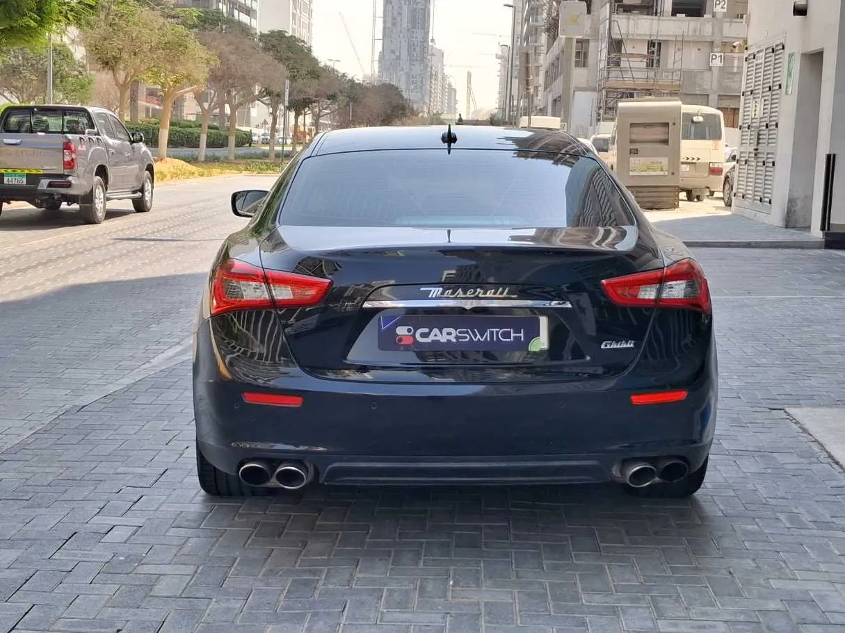 Car image 6
