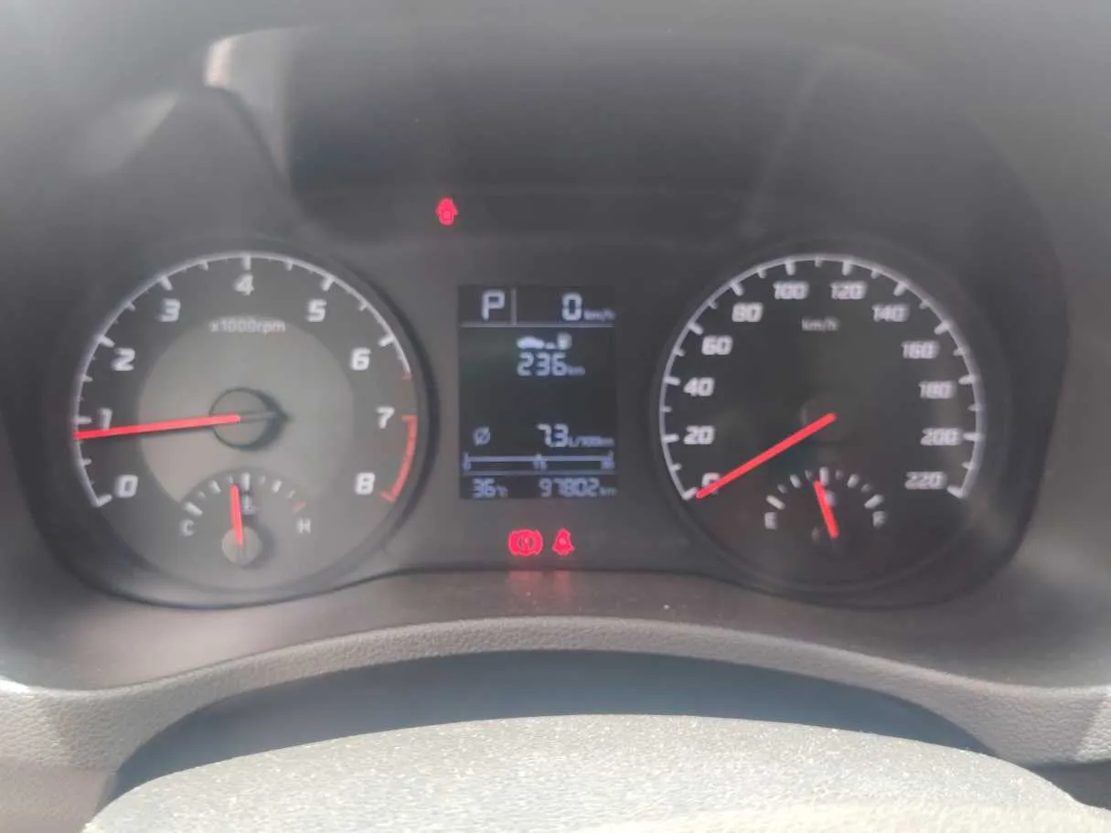 Car image 22
