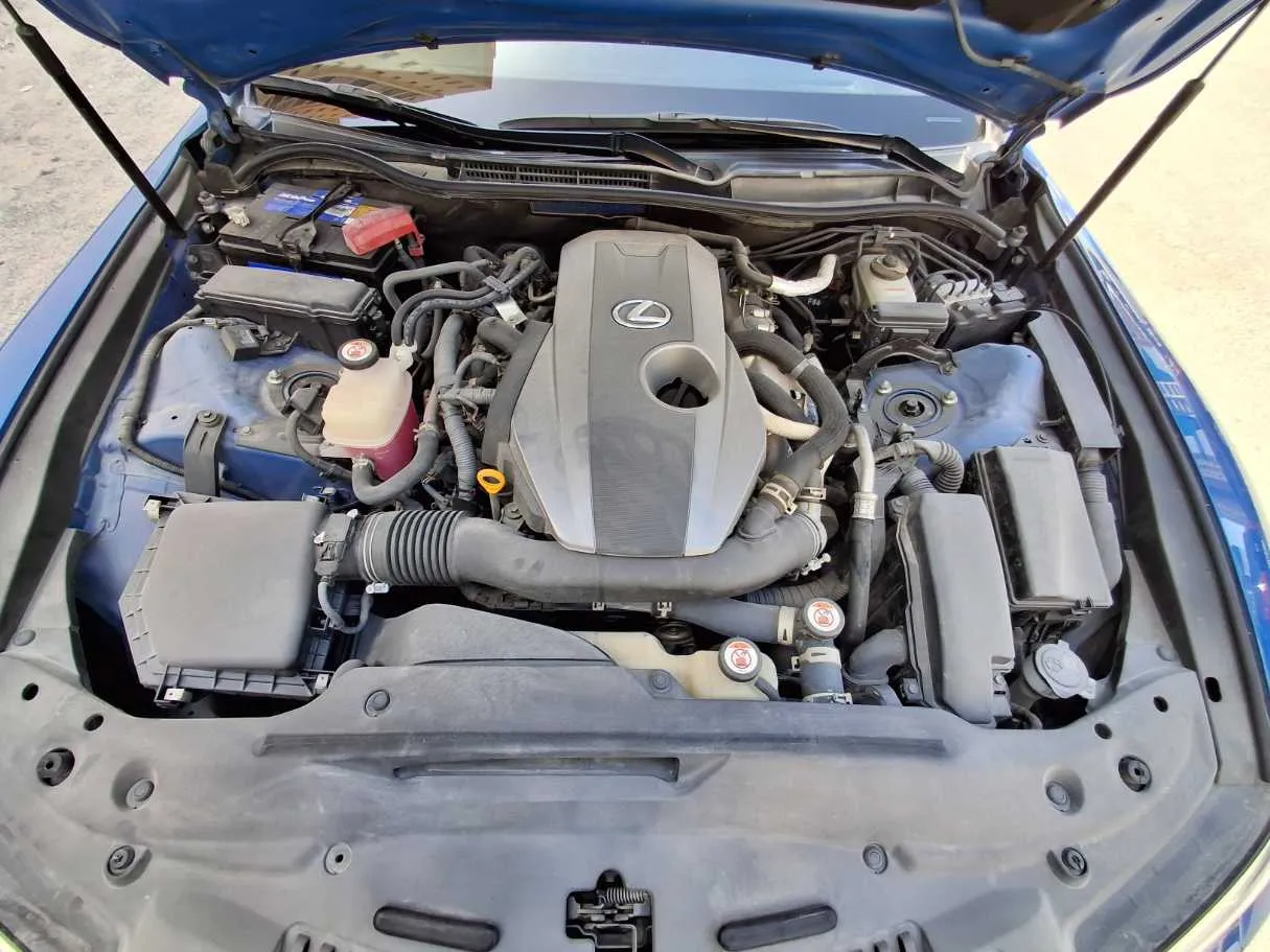 Car image 22