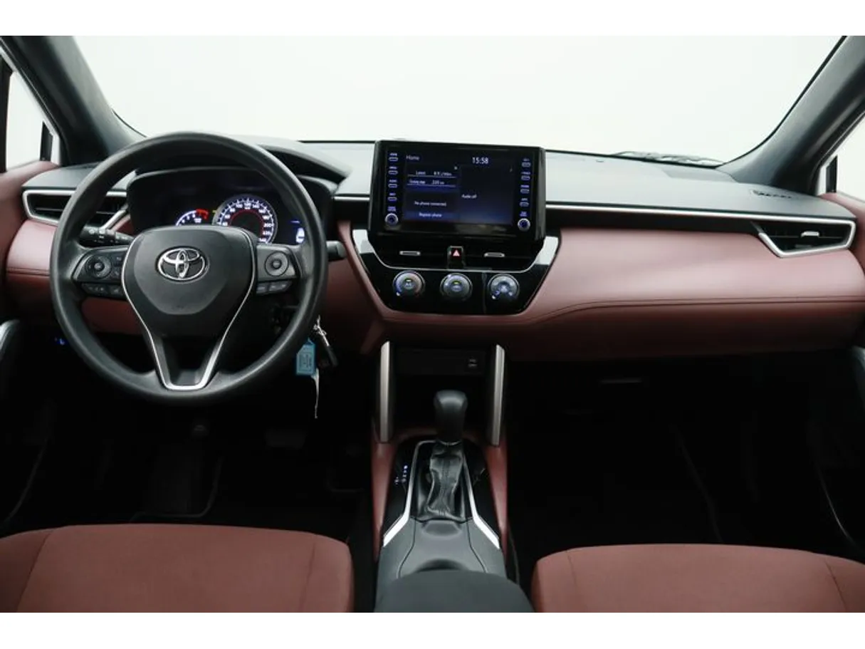 Car image 14