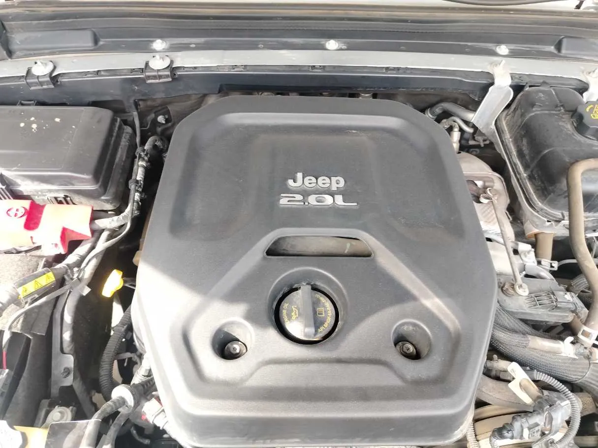 Car image 49