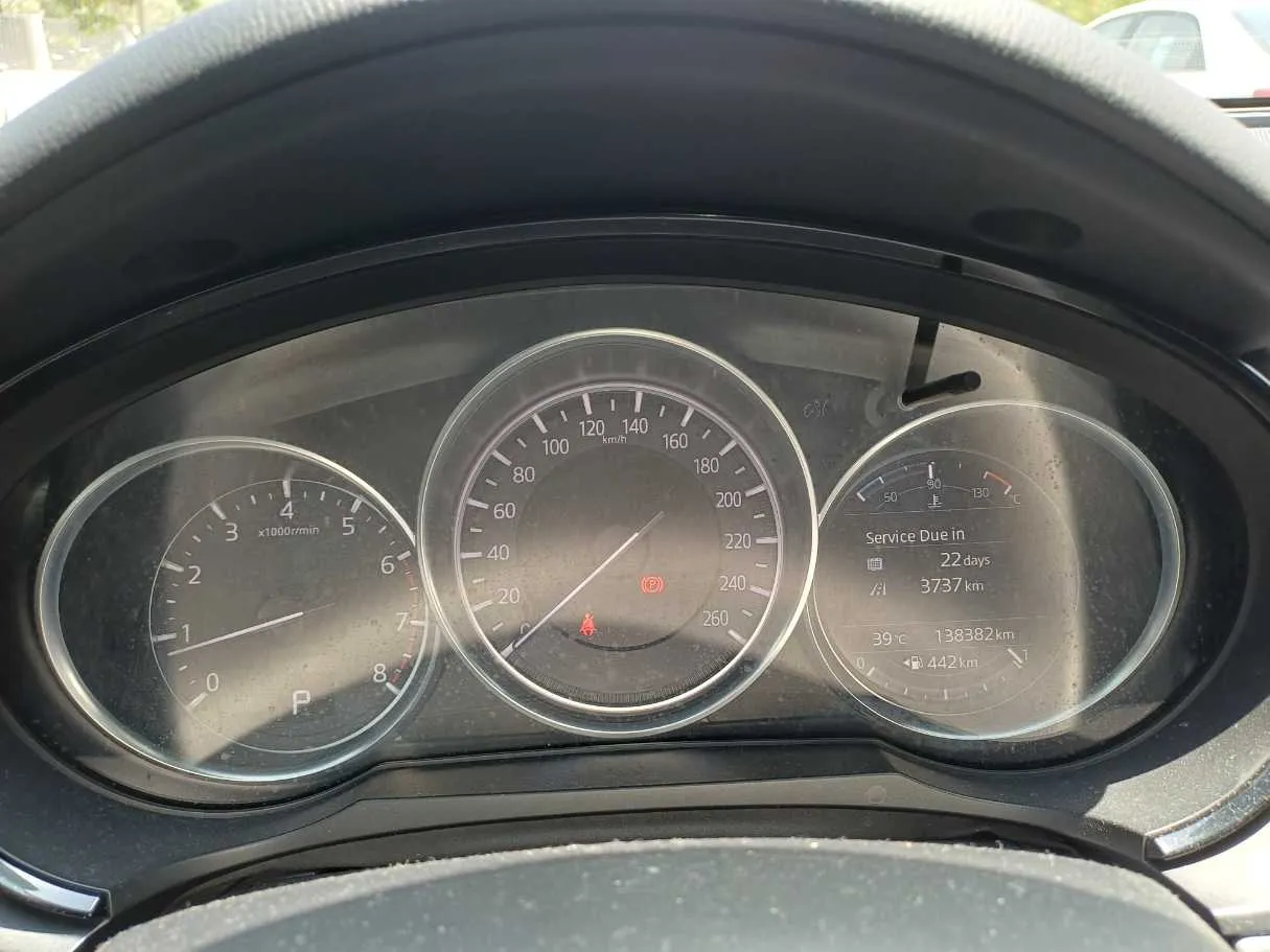 Car image 20