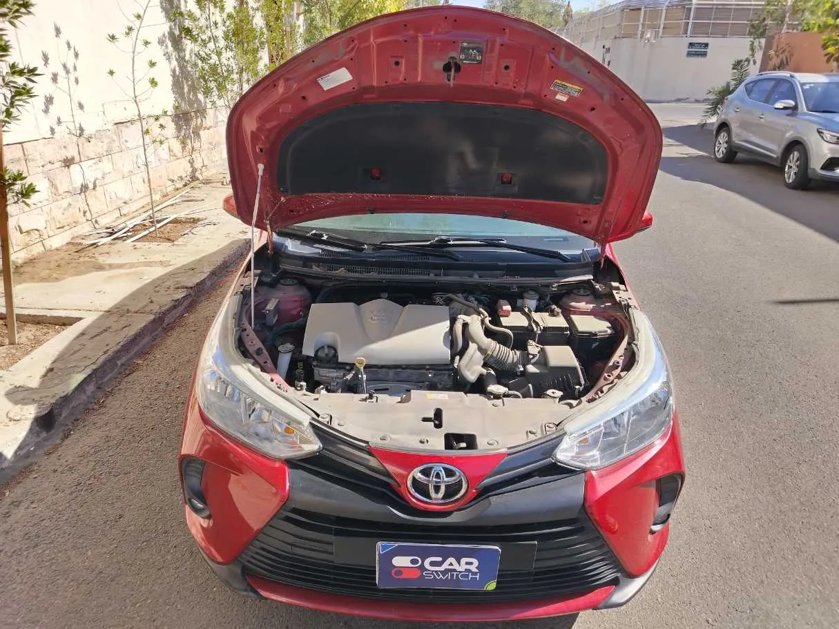 Car image 36