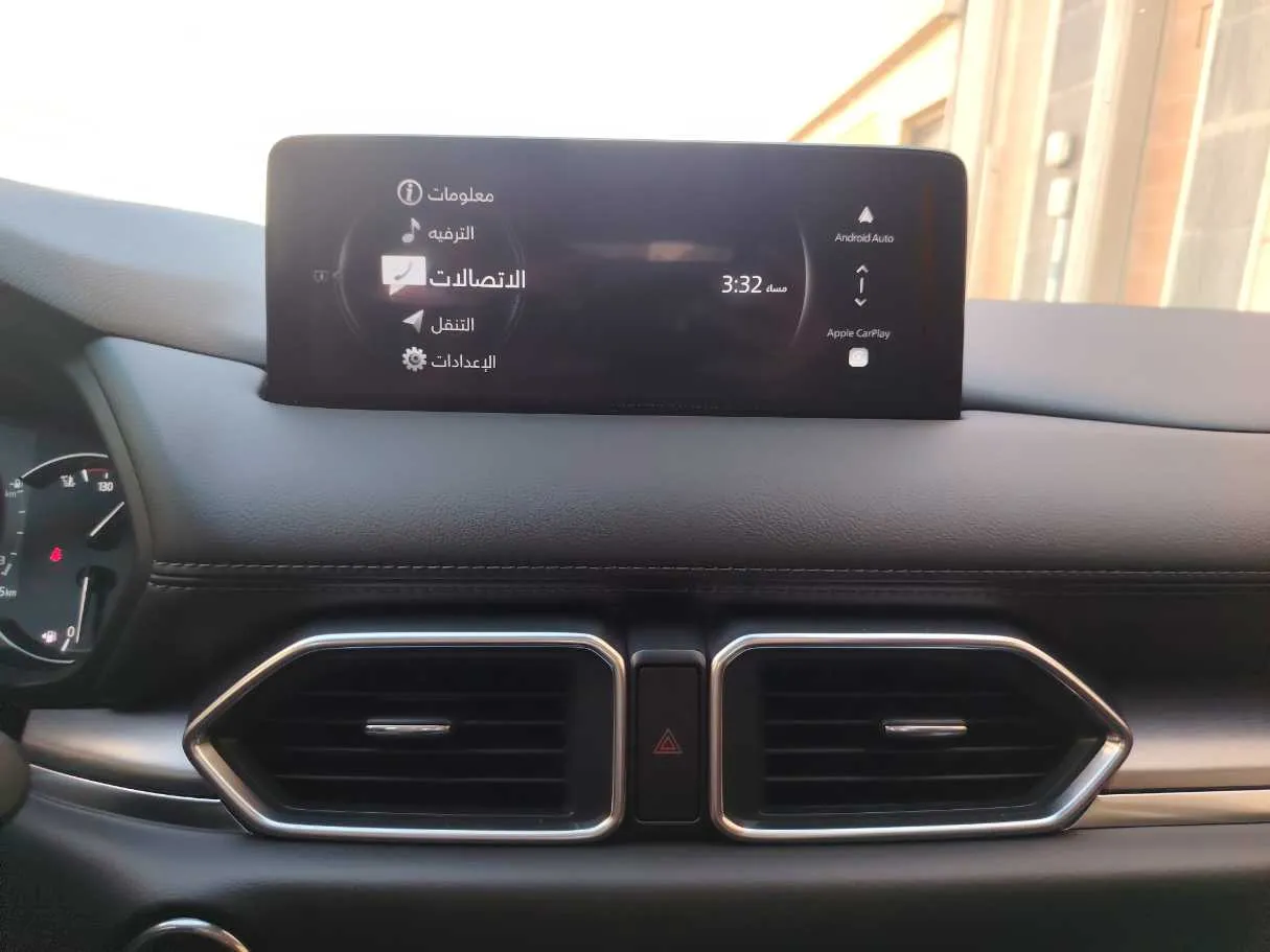 Car image 23