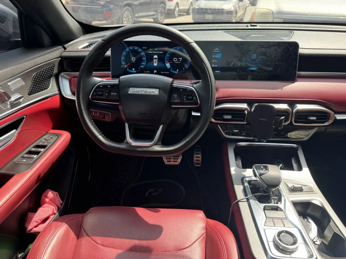 Car image 16