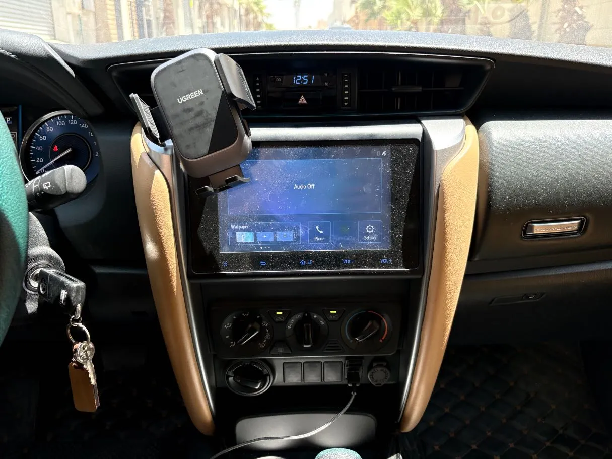 Car image 21