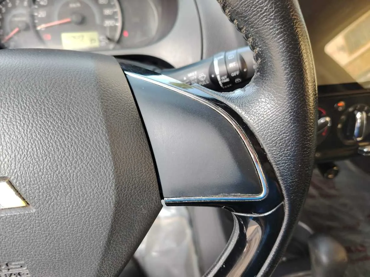 Car image 35