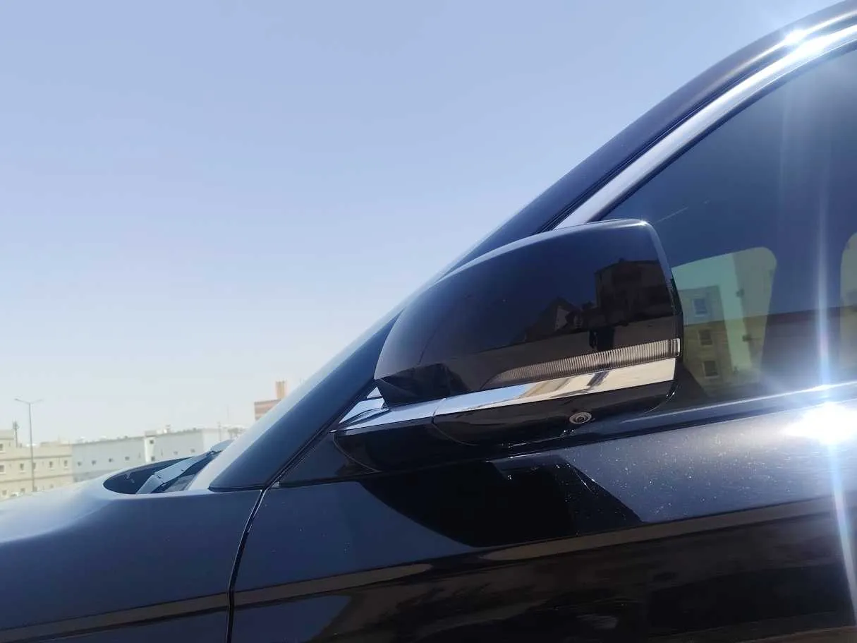 Car image 31
