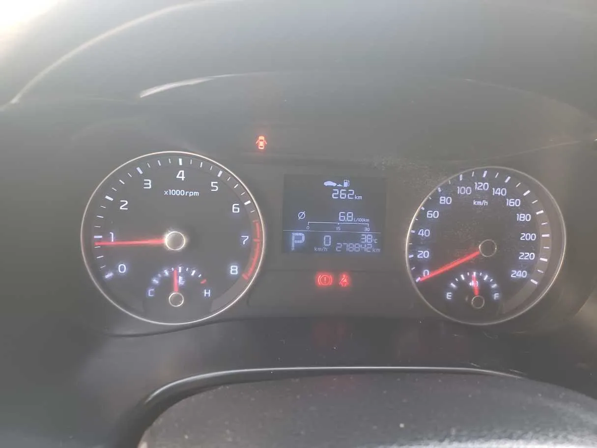 Car image 20