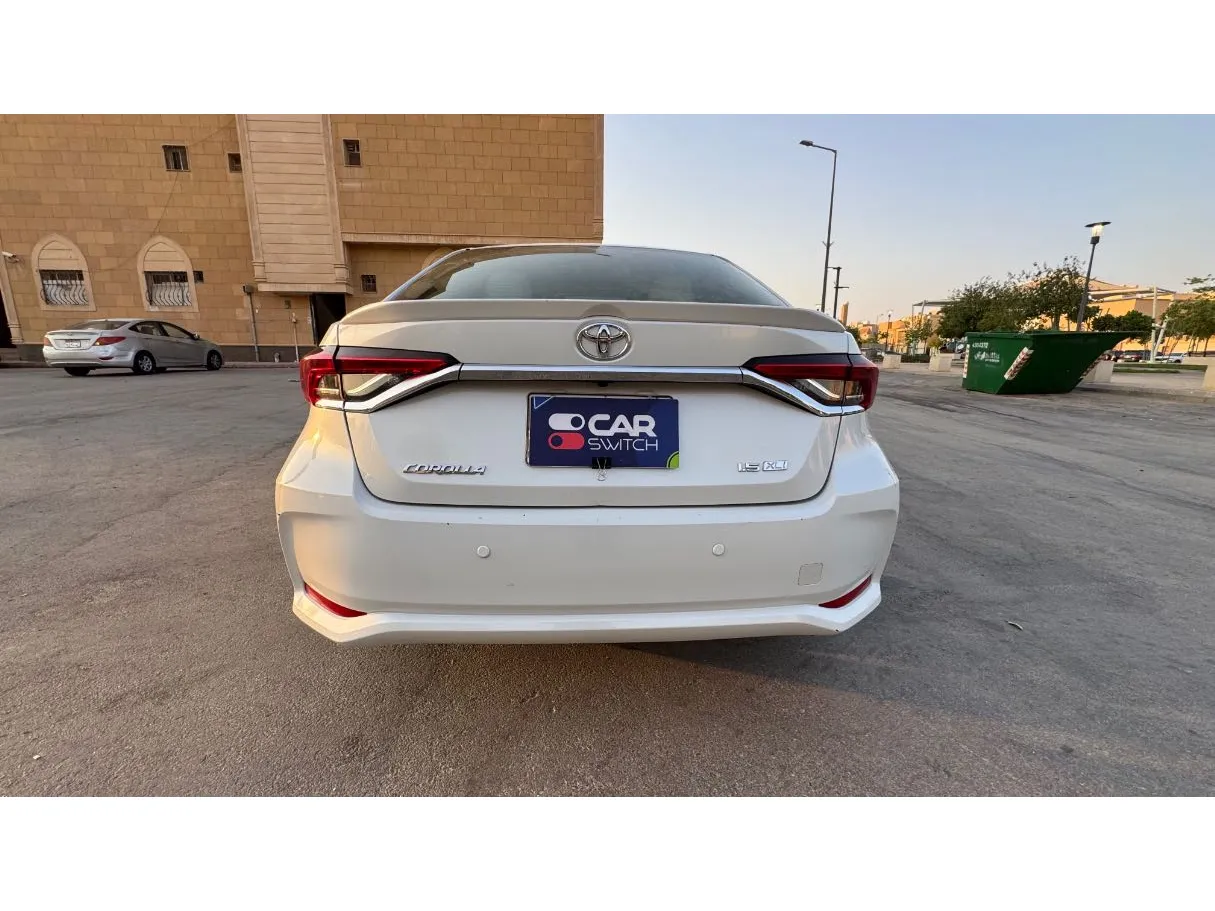 Car image 6