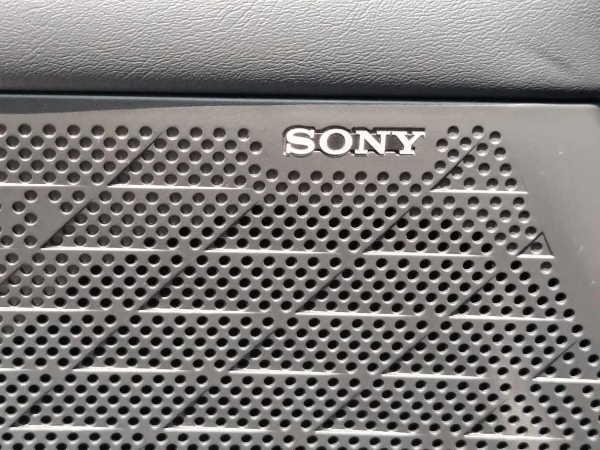 Car image 33