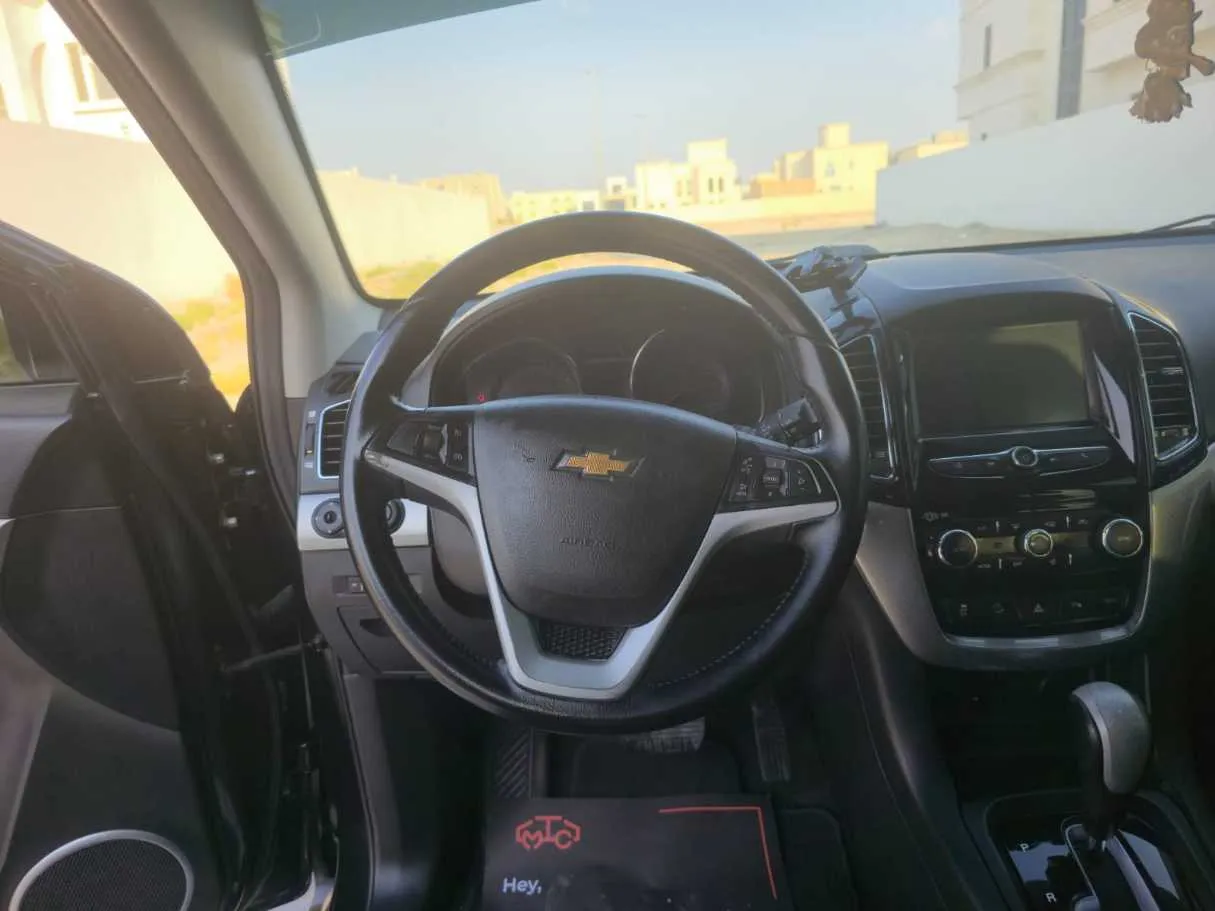 Car image 19