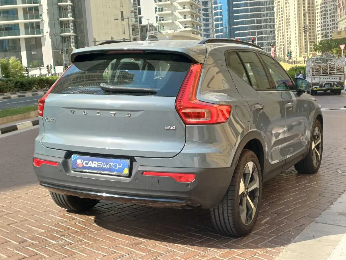 Car image 6