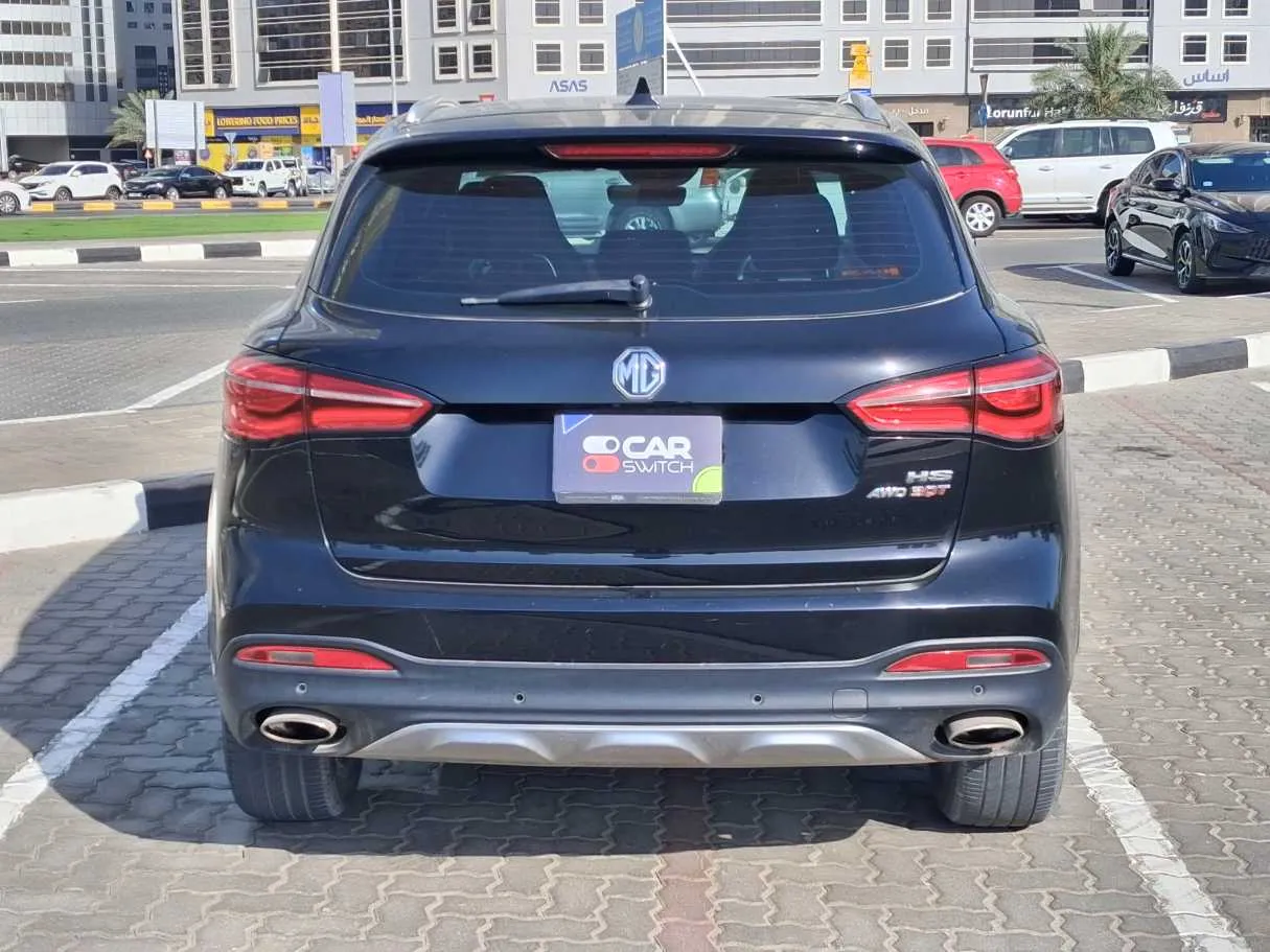 Car image 6