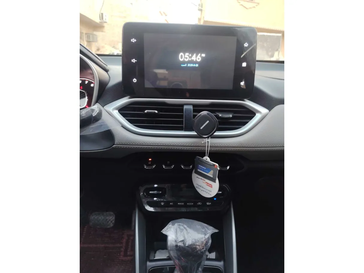 Car image 22
