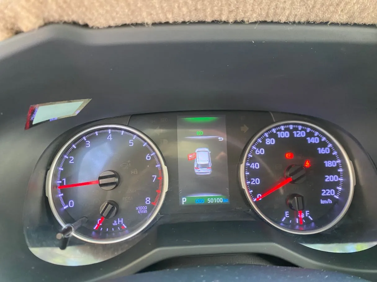 Car image 18