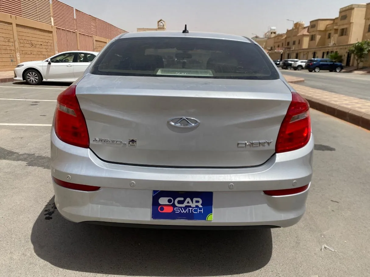 Car image 6