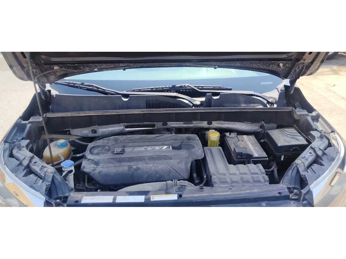 Car image 29