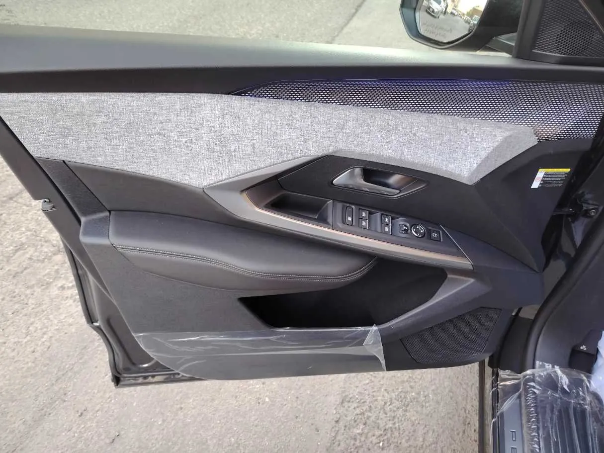 Car image 41