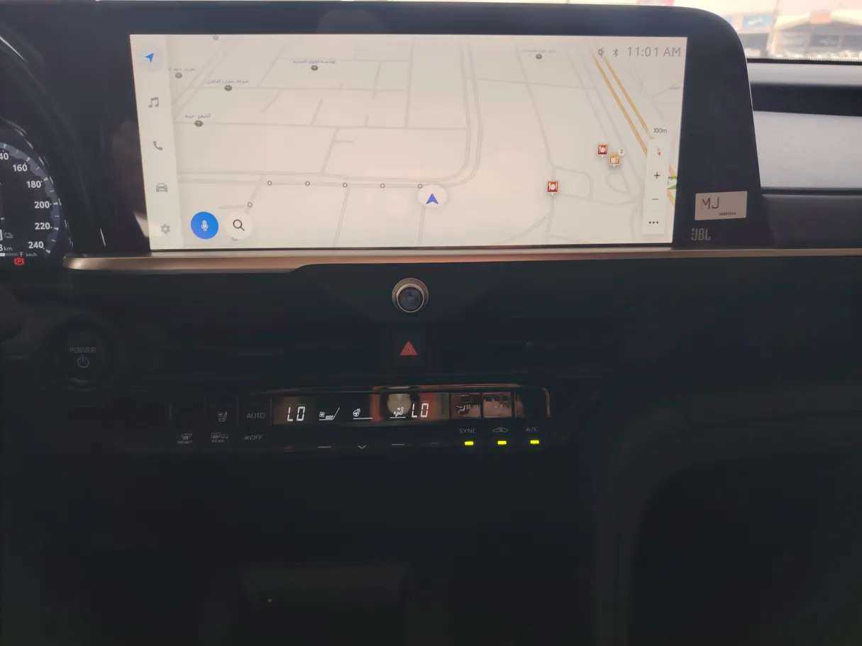 Car image 28