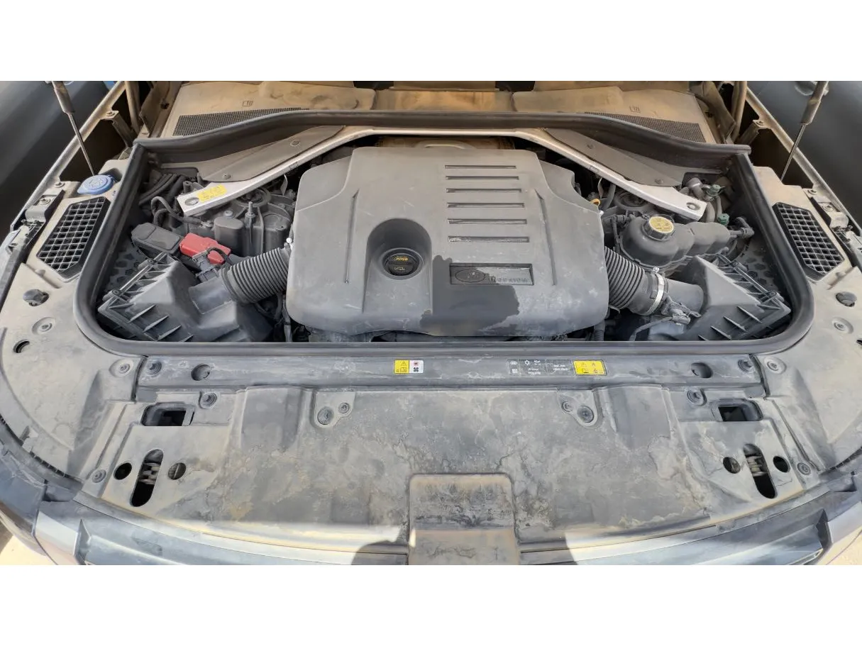 Car image 27
